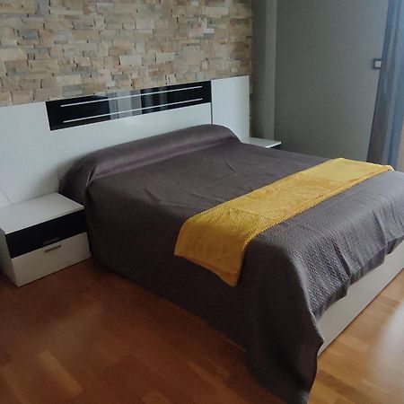 Jardines De Viana Guest House เบียนา ภายนอก รูปภาพ
