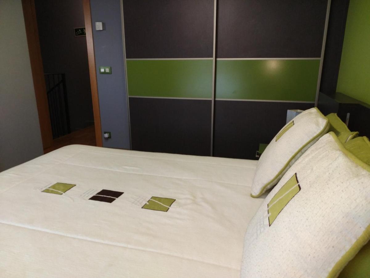 Jardines De Viana Guest House เบียนา ภายนอก รูปภาพ