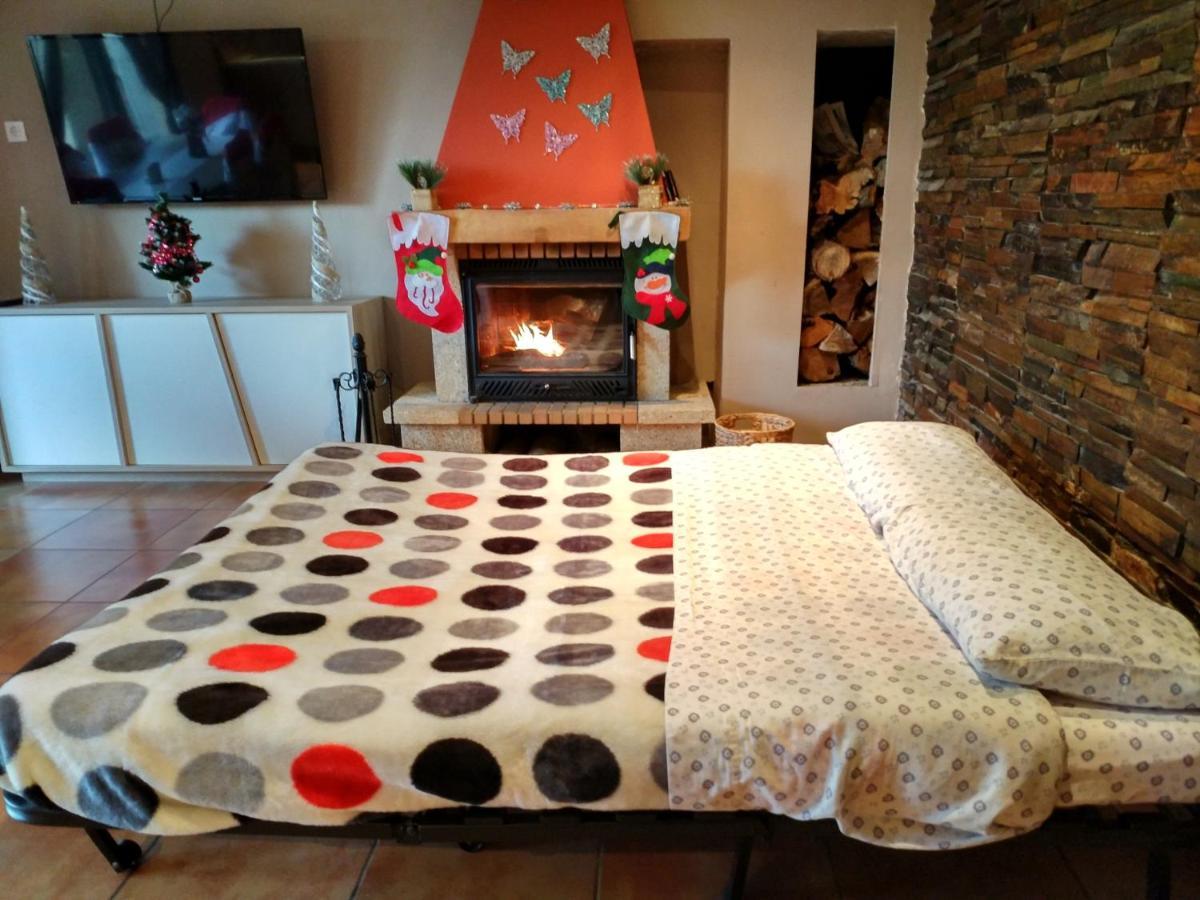 Jardines De Viana Guest House เบียนา ภายนอก รูปภาพ